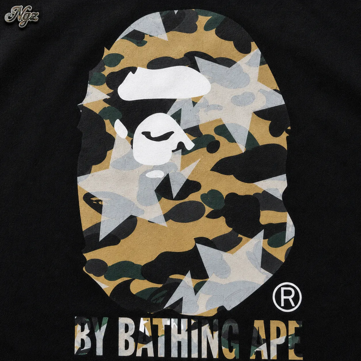 Bathing Ape "STA Over Print 1st Camo BAPE — remera streetwear original, vista trasera