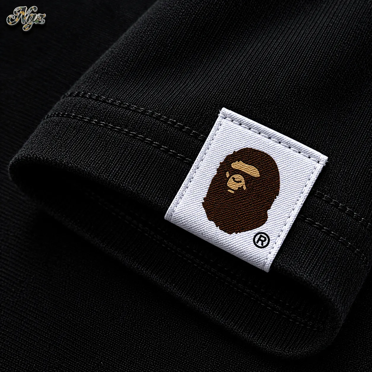 Bathing Ape "STA Over Print 1st Camo BAPE — remera streetwear original, vista lateral