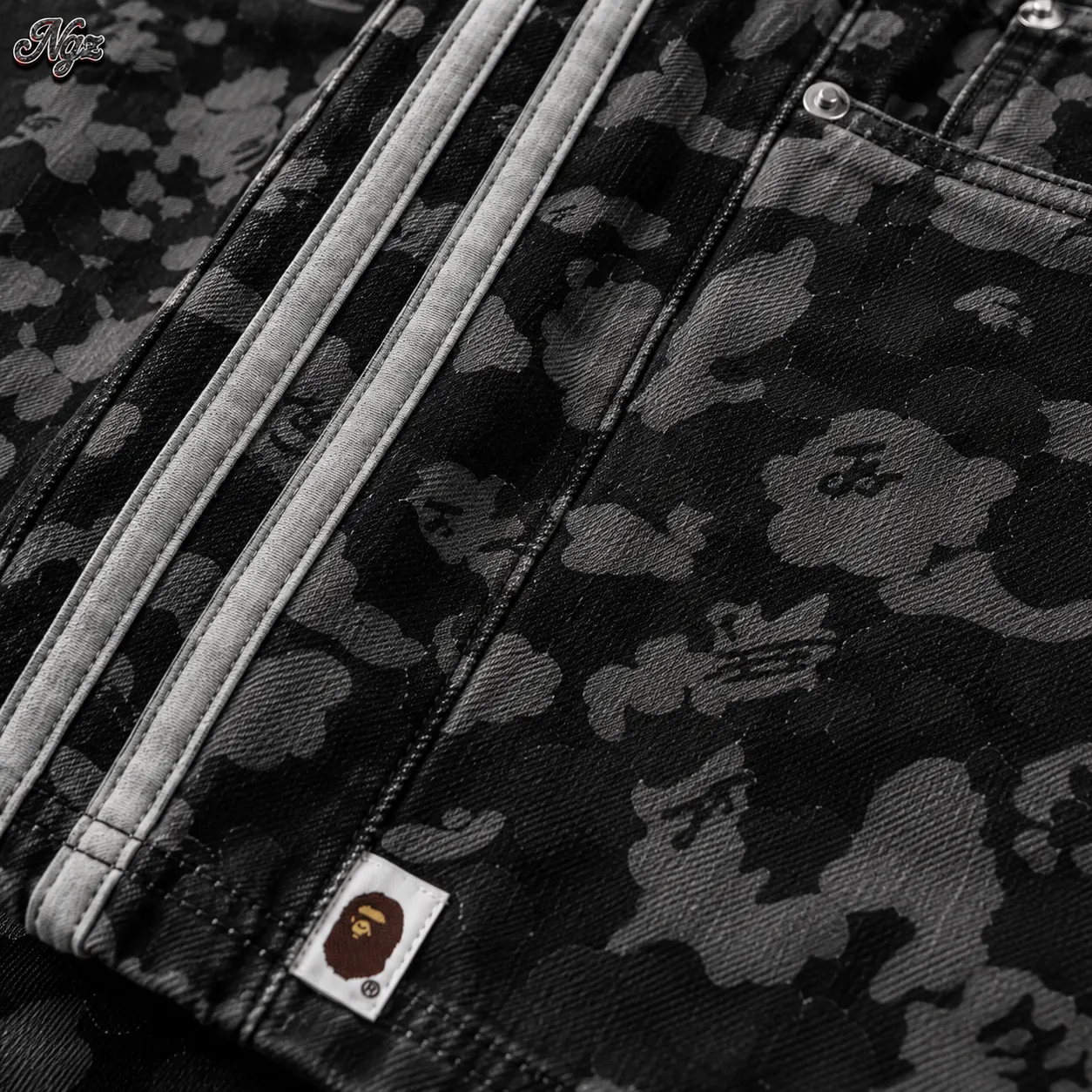 Bermuda BAPE x Adidas — pantalone streetwear original, vista lateral