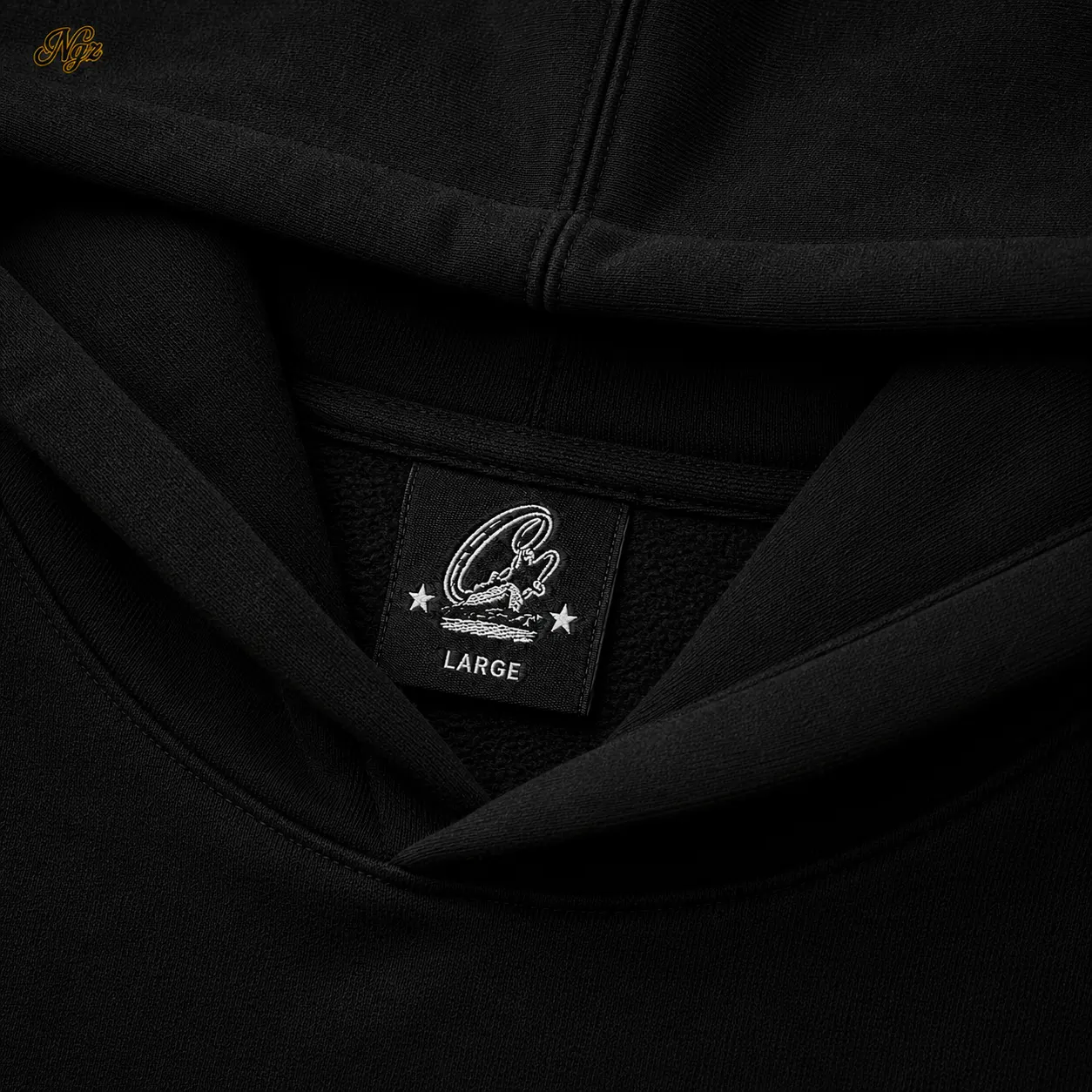 Corteiz Rusty Alcatraz Hoodie Black — buzo streetwear original, vista trasera