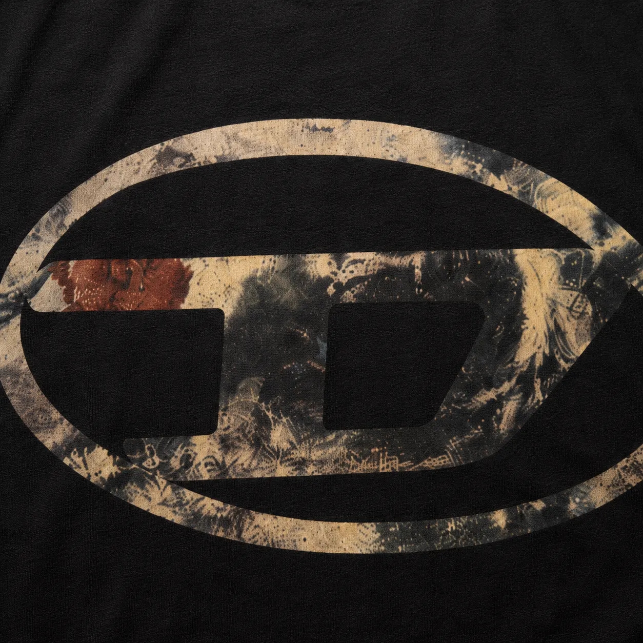 Diesel T-Wash-L6 Negra — remera streetwear original, detalle