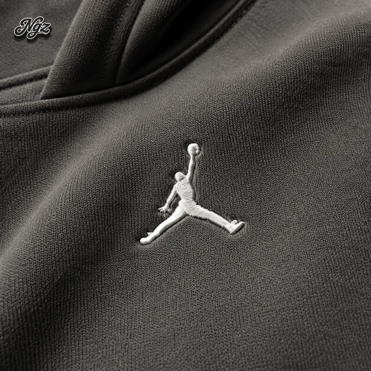 Jordan Brooklyn Fleece — buzo streetwear original, vista trasera