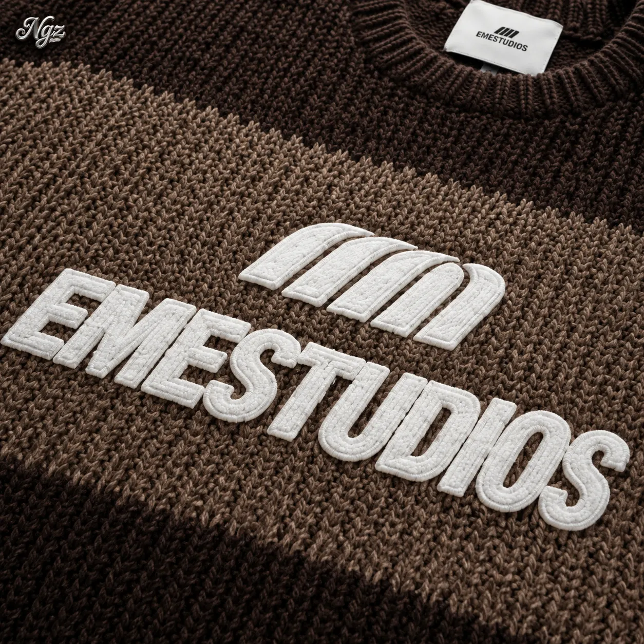 Layr Fawn Knit Sweater EME STUDIOS — buzo streetwear original, vista trasera