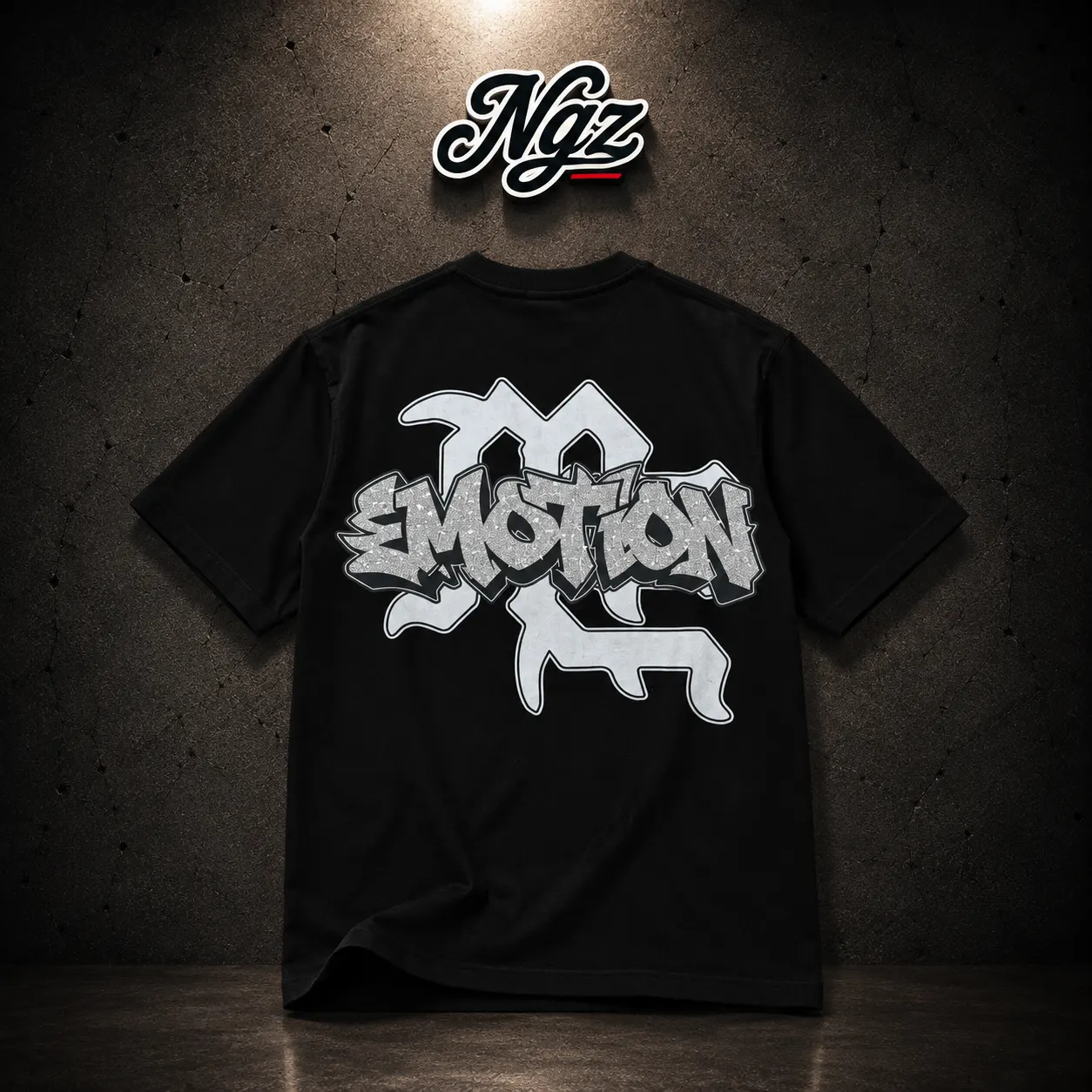 Mixed Emotion “Angel Whi per ” Tee Mixed Emotions — remera streetwear original, vista trasera