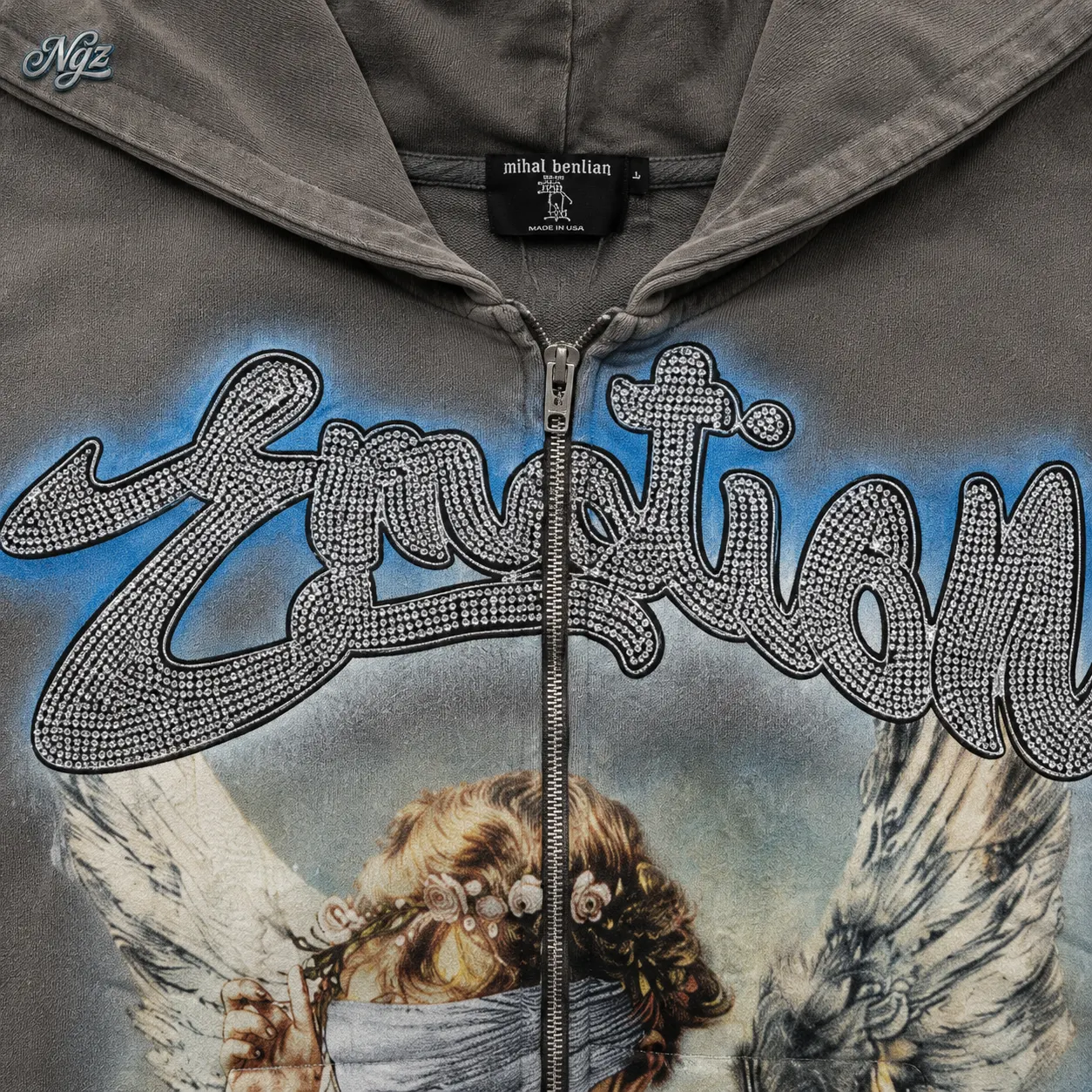 Mixed Emotion Grey Rhinestone Hoodie — buzo streetwear original, detalle