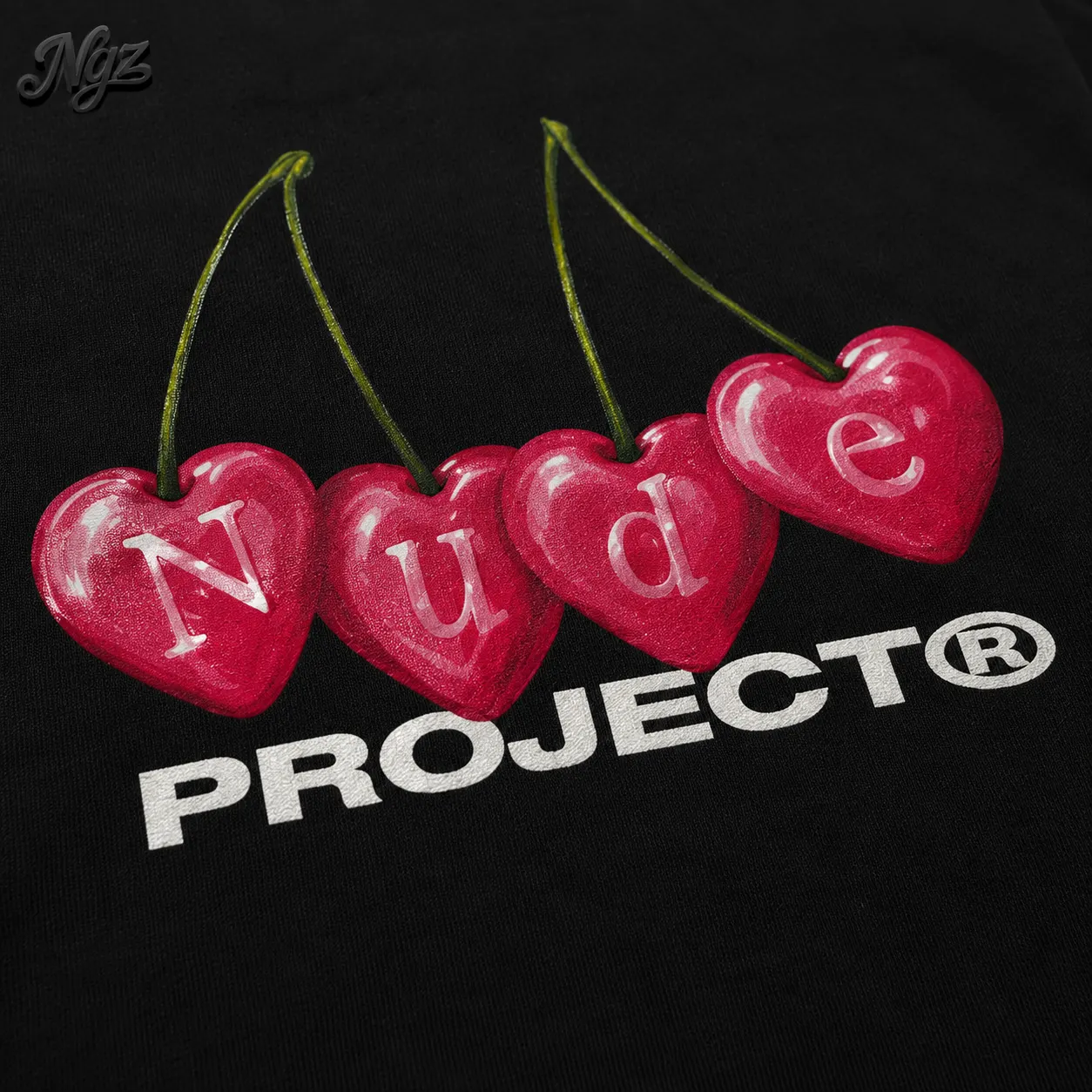 Nude Project  Cherry Tee Black — remera streetwear original, detalle