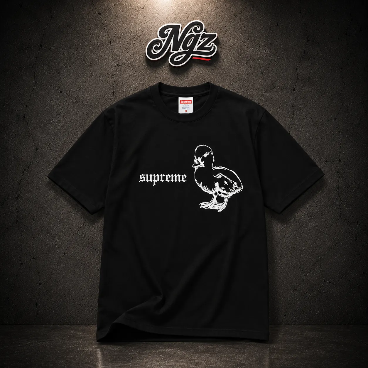 Supreme Duck Tee 'Black' — remera streetwear original, vista frontal